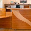 Design Möbel kombiniert aus 1 und 3-schichtplatten 25 mm natur und coffee